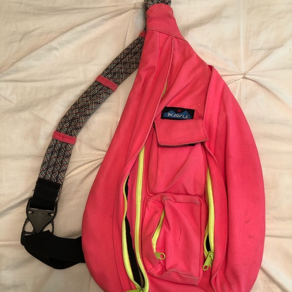 Kavu Handbags - Kavu Rope Bag- Hot Pink